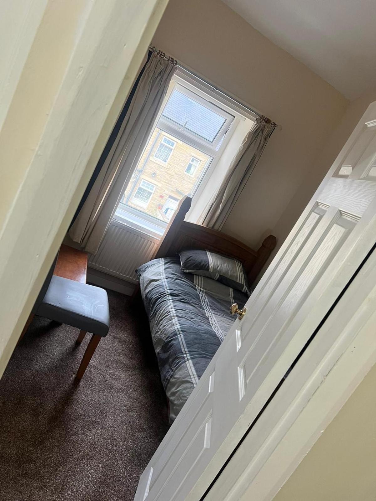 Two Bed Terraced House Bradford (West Yorkshire)